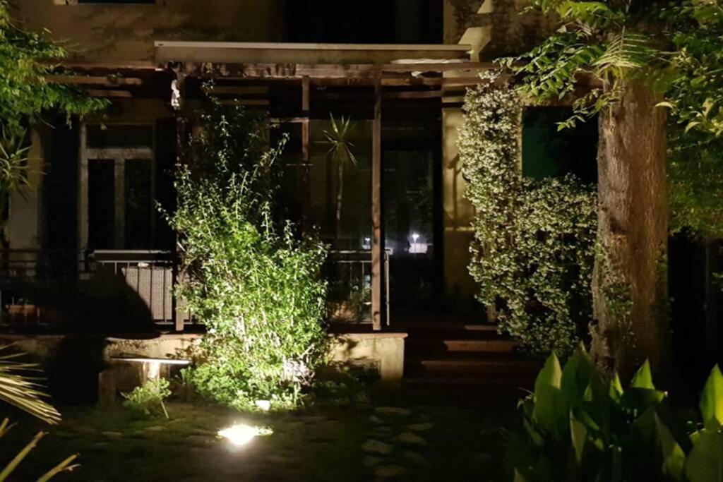 La Casa Con Piscina Riscaldata Interna Anna Luxury Garden Leilighet Pisa Eksteriør bilde
