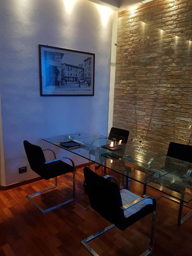 La Casa Con Piscina Riscaldata Interna Anna Luxury Garden Leilighet Pisa Eksteriør bilde