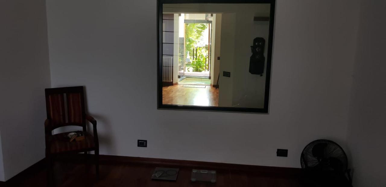 La Casa Con Piscina Riscaldata Interna Anna Luxury Garden Leilighet Pisa Eksteriør bilde