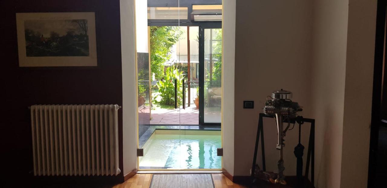 La Casa Con Piscina Riscaldata Interna Anna Luxury Garden Leilighet Pisa Eksteriør bilde